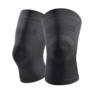 Knee Compression Sleeves, 1 Pair, Can Be Worn Under Pants, 20-30mmHg Strong Support Knee Brace for Unisex, Knee Support for Meniscus Tear, Arthritis, Pain Relief, Injury Recovery, Daily Wear, Black M