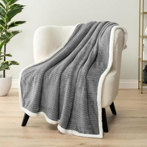 PAVILIA Dark Gray Twin Bed Blanket Reversible Sherpa Chevron, Soft Cozy Jacquard Weave Textured Throw Sofa Couch, Thick Warm Large Fleece Car Blanket, Decorative Plush Home Decor Gift, 60x80 Dark Grey