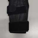 MUELLER Sports Medicine Adjust-to-Fit Thumb Stabilizer, Spica Splint, Thumb Pain Relief Brace for Men and Women, Ideal for De Quervain's Tenosynovitis, Arthritis, Sprains, Fits Right or Left (Pack of 1), Black