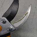 Fiskars Bypass Pruning Shears, 5/8-Inch Cut Capacity Garden Clippers, Gardening Scissors with Sharp, Rust Resistant Steel Blade