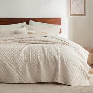 Bedsure Quilts Queen Size - Lightweight Bedspreads Queen Size with Basket Weave Pattern, Soft Quilt Bedding Set, Beige Comforter Set Coverlet for All Seasons with 2 Pillow Shams (90" x 96") | Skin-Friendly Soft, All-Season Comfort, Breathable, Lightweight, Machine Washable