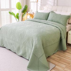 100% Cotton Quilt Oversized King Size-Sage Green Bedspread 120"x120"-Coin Pattern Bedding Set 3 Pieces-Pre-Washed Lightweight Microfiber Coverlet-Suitable for Bed, Couch, Quilt Blanket All Seasons