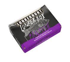 Value Lunkerhunt 7 Piece Bass Fishing Lure Gift Box with