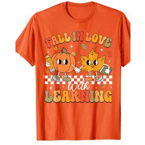 Retro Fall in Love with Learning T-Shirt - Autumn Pumpkin Design - Perfect Gift for Teachers and Education Lovers Unisex T-Shirt (Orange, XX-Large)