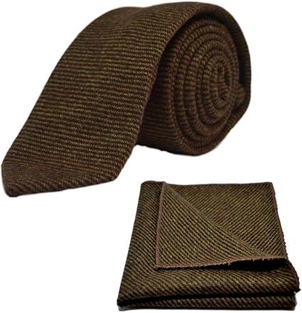 Dark brown and black tie and pocket square set in a sharkskin effect fabric