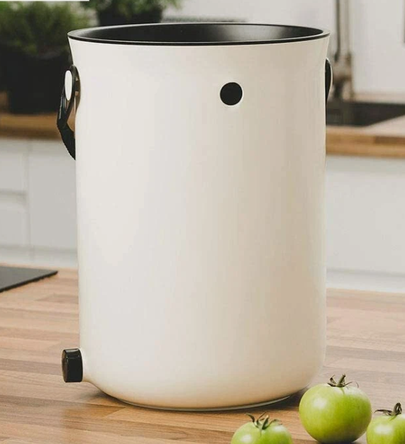 Bokashi Composting Bin, Easy Odor-free Kitchen Composter 2.5 Gal + Bokashi