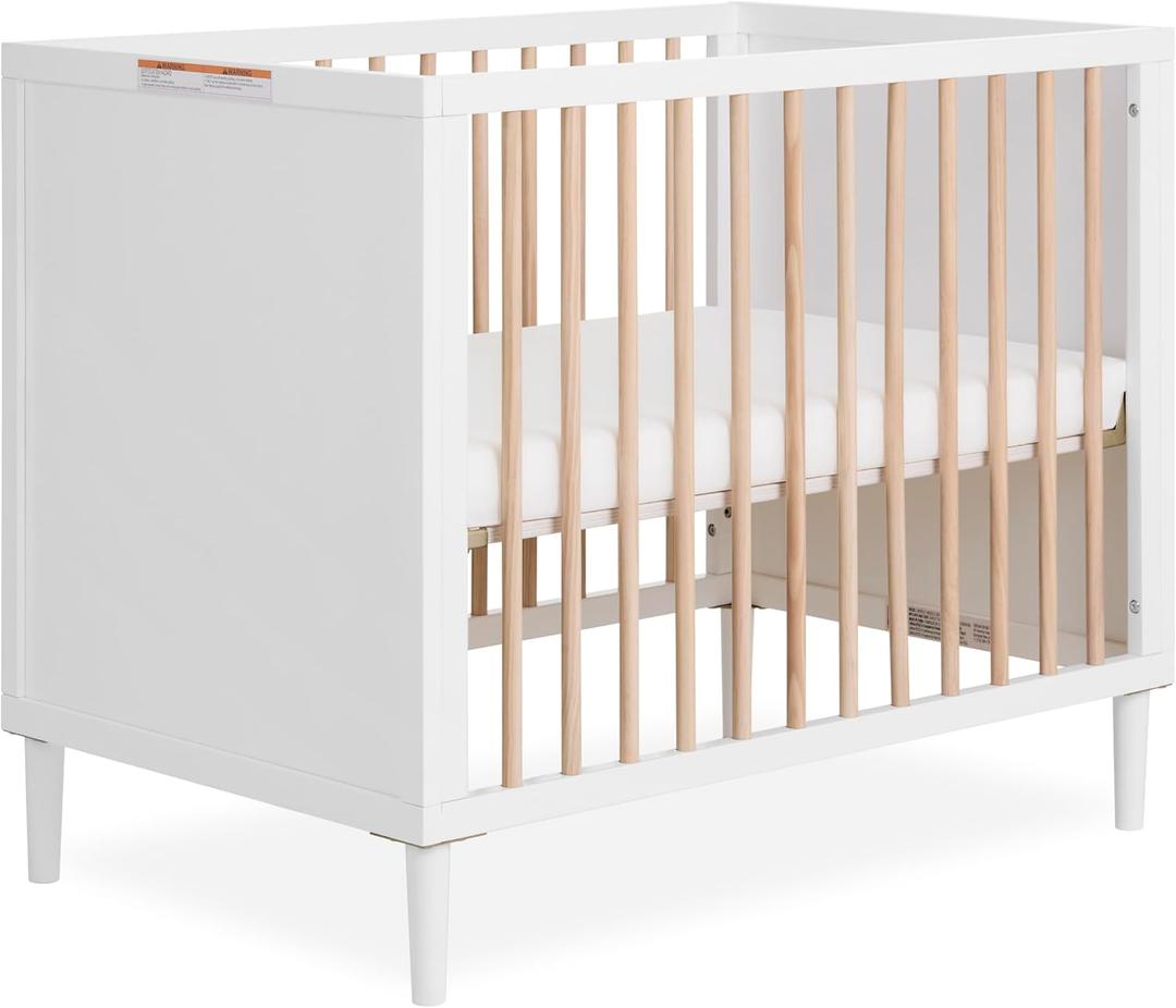 Dream On Me Lucas Mini Convertible Crib in White Oak, Rounded Spindles, Converts from a Baby Crib to Day Bed and Kids Sofa, Perfect for Small Spaces, Three Adjustable Mattress Height Positions,White Vintage Oak