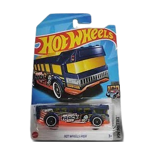 Hot Wheels HW Metro 1/10 - Hot Wheels High, Hot Wheels - Audi RS E-Tron GT - HW Green Speed ​​4/10, Hot Wheels Compact kings 2/5 Fiat 500e, Pack of 3