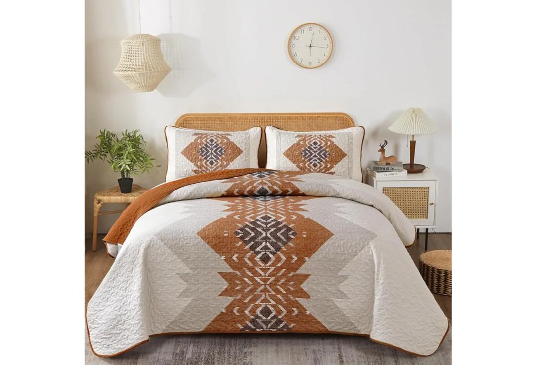 Dintszyayue Boho Queen Quilt Set 3 Pieces Aztec Texture Bedspread Coverlet Set Bohemian Quilt Bedding Set Microfiber Lightweight Bed Cover for All Seasons (Terracotta, 90"×96")