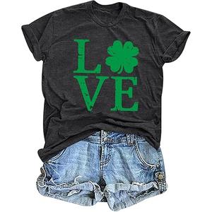 Love Shamrock Graphic St Patrick's Day Cute T-Shirt Women's Lucky Clover Irish Tees Short Sleeve Casual Tops (Small, Dark Gray)
