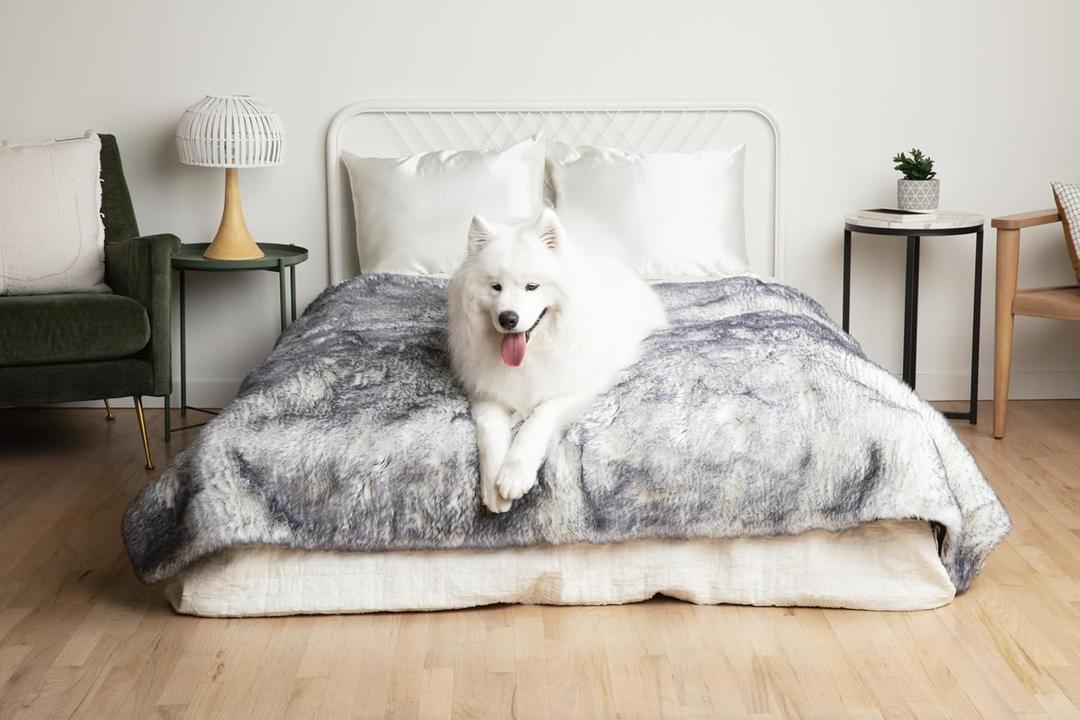 PupProtector Waterproof Throw Blanket for Dogs and Cats, Pet Blanket Cover for Couches, Sofas, Beds, Car Seats, Furniture, Calming Soft Faux Fur, Arctic Fox, Original (60" L x 50" W)