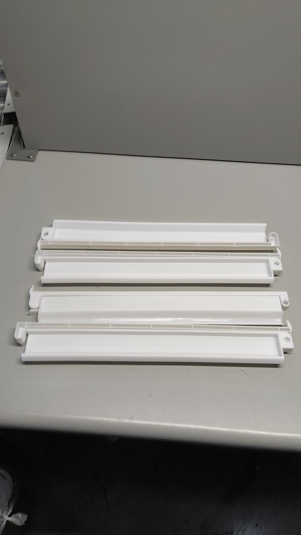 17" Mahjong Racks With Pushers (White)