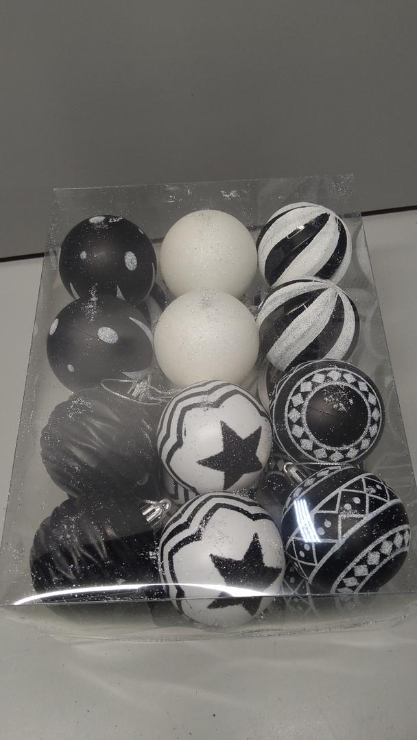 Christmas Tree Balls Ornaments 24 Pcs