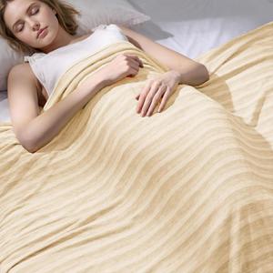 GOHERO Cooling Blanket Queen Size- 90"x90" Summer Cooling Throw Blanket for Hot Sleepers Arc-Chill Q-Max >0.45 Cool Fiber, Keeps Cool for Night Sweats, Soft Lightweight Sofa Blankets for Kid Adults