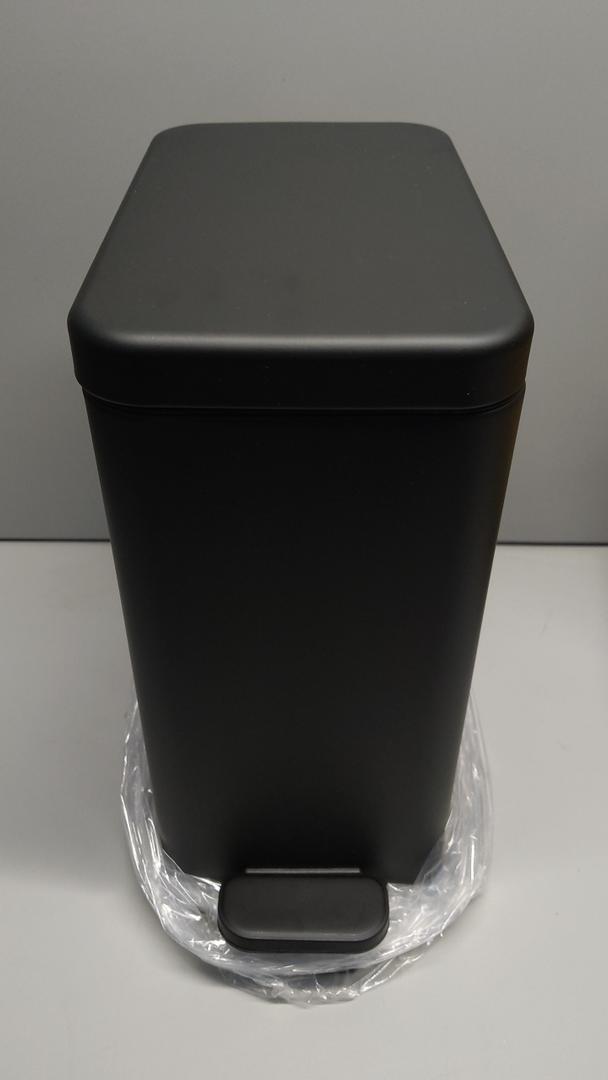 Cesun Bathroom Trash Can with Lid, 2.6 Gallon Small Black Bathroom Garbage Can Soft Close, Stainless Steel Waste Basket with Step Pedal for Bedroom, Laundry Room, Living Room, Home Office, Toilet, RV