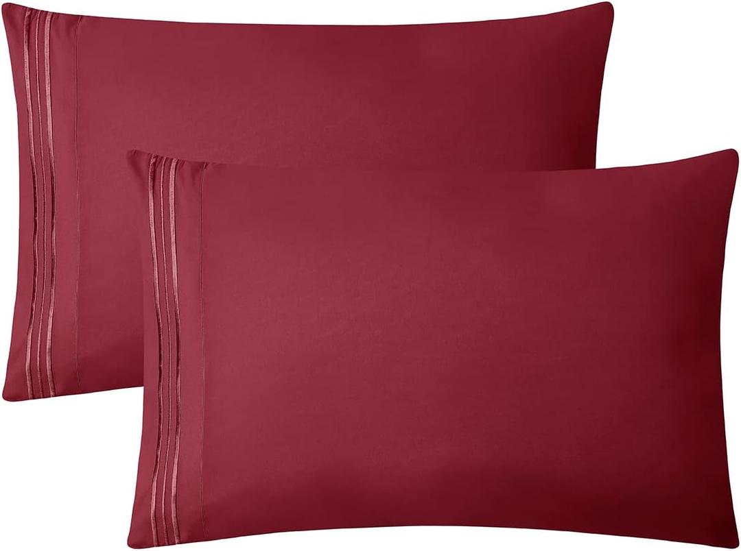 Clara Clark Pillow Cases King - Ultra Soft Pillow Cover, Lightweight Microfiber Pillow Cases Set of 2 - Envelope Closure Pillowcases, Burgundy Red.