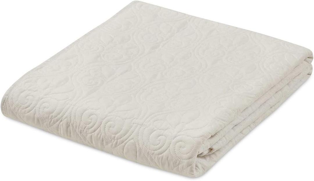Madison Park Quebec Oversized Quilted Throw in Ivory Finish MP50-2985, 60"x70"