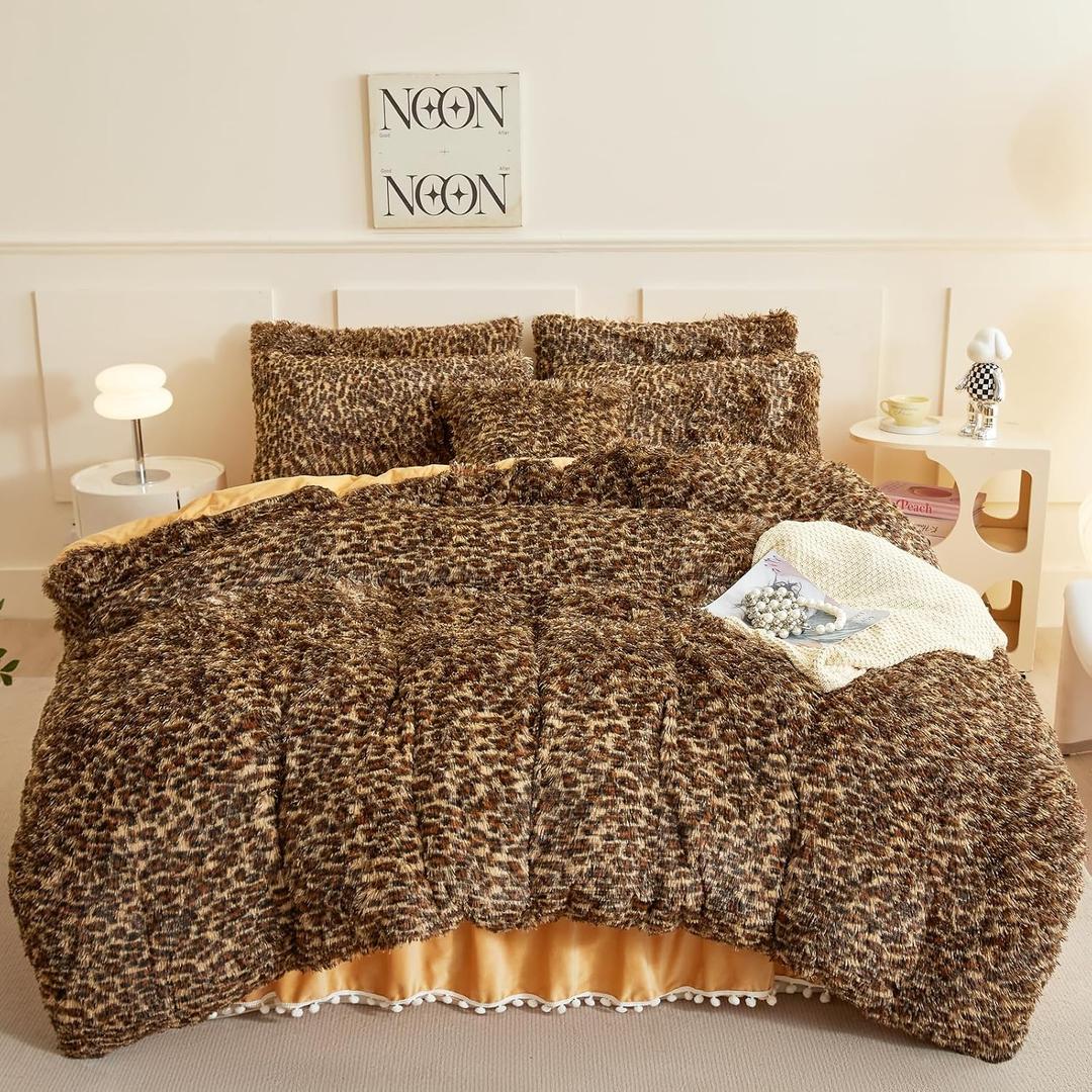 Fluffy Cheetah Comforter Cover Queen Set, Soft Furry Shaggy Leopard Bedding Queen Set 3 Pieces (1 Fuzzy Duvet Cover + 2 Faux Fur Pillow Cases) Fluffy Cheetah Bed Set, Zipper Closure