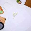Syhood 2 Piece Mr & Mrs Aprons for Couple Gifts, Wedding Anniversary Bridal Shower Gifts for Couple Women and Men, Bride and Groom