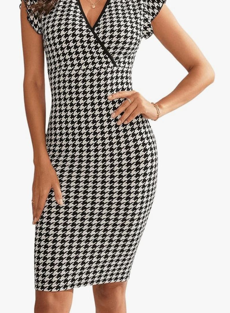 WDIRARA Women's Houndstooth Wrap V Neck Ruffle Trim Cap Sleeve Bodycon Dress Size S