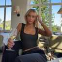 OLCHEE Womens Ribbed Crop Tank Tops Seamless Square Neck Sleeveless Cropped Shirts 2025 Summer Trendy Top - Black Small (Black, S)