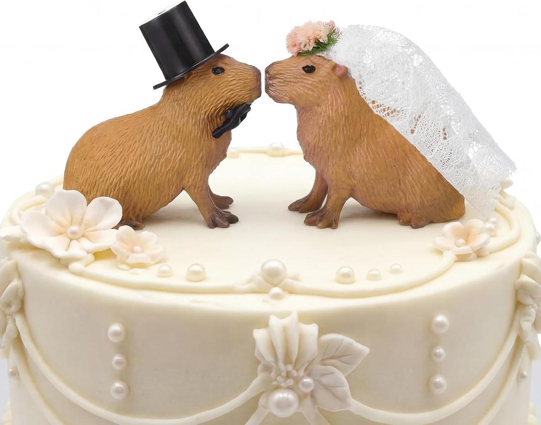 Sliner Capybara Cake Topper Couple Wedding Cake Toppers Decor Funny Bride and Groom Animal Theme Wedding Decor Novios Para Pastel for Engagement Bridal Showers Funny Couple Statue Anniversary