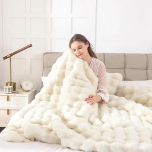 Luxury Faux Fur Throw Blanket, 50"x60" Fluffy Bubble Blanket, 1000GSM Ultra Soft Reversible Rabbit Fur Blanket for Couch Sofa, Cream White
