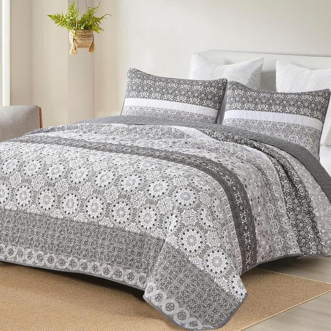WONGS BEDDING Grey Boho Quilt Queen Set,Bohemian Floral Striped Patchwork Bedspread Coverlet Set with 2 Pillowcases,Lightweight Microfiber Bohemian Bedding Set Queen 96"x90"