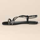 Amazon Essentials Women's Flat Strap Sandals with Memory Foam