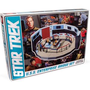 AMT Star Trek U.S.S. Enterprise Bridge 1:32 Scale Model Kit