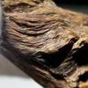 Natural Agarwood Coil Incense Comes in a Small jar Contains 10 Individual Packages. Each Packaged with Fireproof Cotton and can Burn for More Than one Hour
