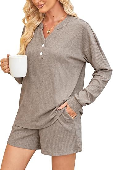 Braroz Womens Ribbed Knit 2 Piece Lounge Sets Outfits Long Sleeve Top and Shorts Pajama Sets Loungewear with Pockets Apricot XL