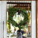 Thyle 100 Pcs Christmas Garland Hanger for Mantle Christmas Garland Hooks Wreath Ties Fireplace Stocking Holder for Xmas Wreath Door Frame Fireplace Mantle Stairways Decorations(Black)