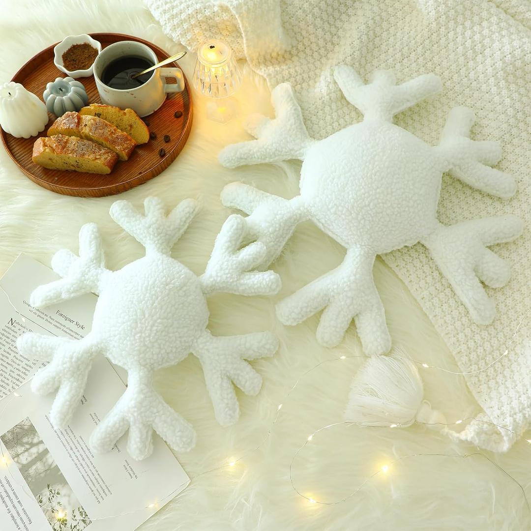 Soaoo 2 Pcs Winter Snowflake Pillow Decorative Winter Snowflake Throw Pillows Soft Plush Pillow White Snowflakes Shaped Pillows for Couch Sofa Bedroom Decoration 15.7 Inch, 11.8 Inch