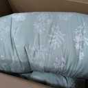 Bedsure Queen Comforter Set - Sage Green Bed Set, 3 Pieces Cute Floral Bedding, 1 Soft Reversible Botanical Flowers Comforter and 2 Pillow Shams