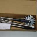 Wheel Rotary Edger Lawn Tool, Grass Edge Trimmer, Sidewalk Manual Lawn Edger, Strong 3 Sections Stainless Steel Handle with Cushion Grip, 58.3-Inch (black)