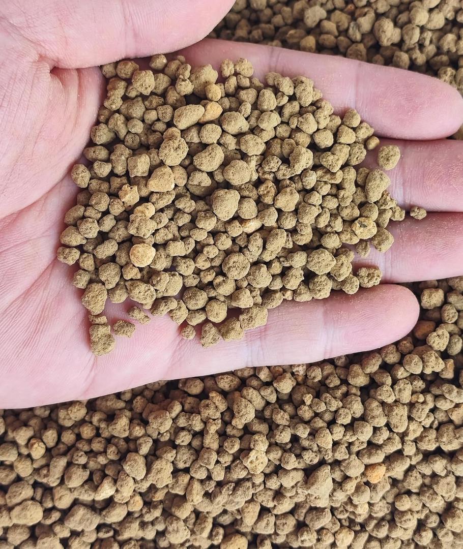 Horticultural Akadama Soil - Cactus Bonsai Succulent Soil Additive for Plants, Landscaping, Vase Fillers (10 LB, 1/4 inch Soft-Grade Akadama)