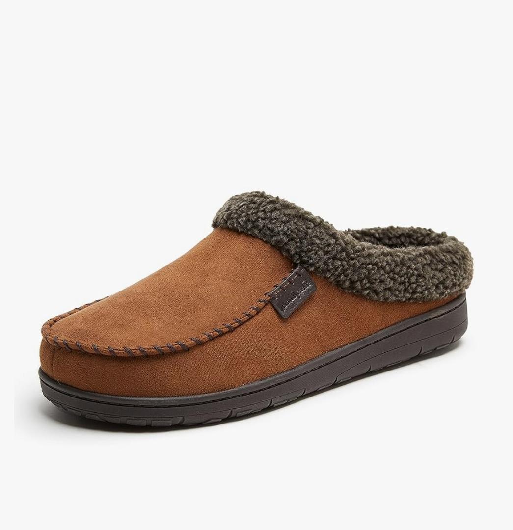 Dearfoams Men’s Brendan Indoor/Outdoor Breathable Memory Foam Clog House Shoe with Wide Widths Slipper 9-10
