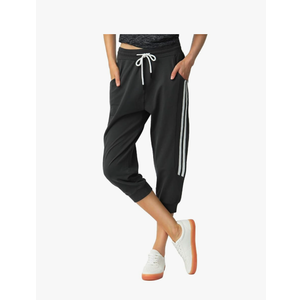 SPECIALMAGIC Women's Capri Pants Cropped Joggers with Pockets Elastic Waist Drawstring Capri Sweatpants,L