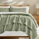 EVERGRACE Cotton Coverlet Set King Size 3 Pieces, Lightweight Soft Ribbed Matelassé Bedspread Quilt Set, Cozy Oversized Quilted Bedding Set with 2 Pillow Shams for All Seasons, Light Sage Green