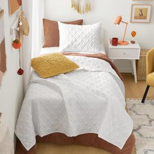 Comfort Spaces Twin Quilt Set Modern Reversible Diamond Coverlet Twin Bedding Set Cozy Quilted Winter Layer, All Season Lightweight Soft Twin Size Quilt, Kienna, Twin/Twin XL White Diamond 2 Piece
