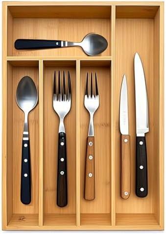 guiogc Kitchen Bamboo Silverware Drawer Organizer，Silverware Organizer and Cutlery Tray with Grooved Drawer Dividers for Silverware, Knives in Kitchen, Bedroom (5 Slot-Natural)