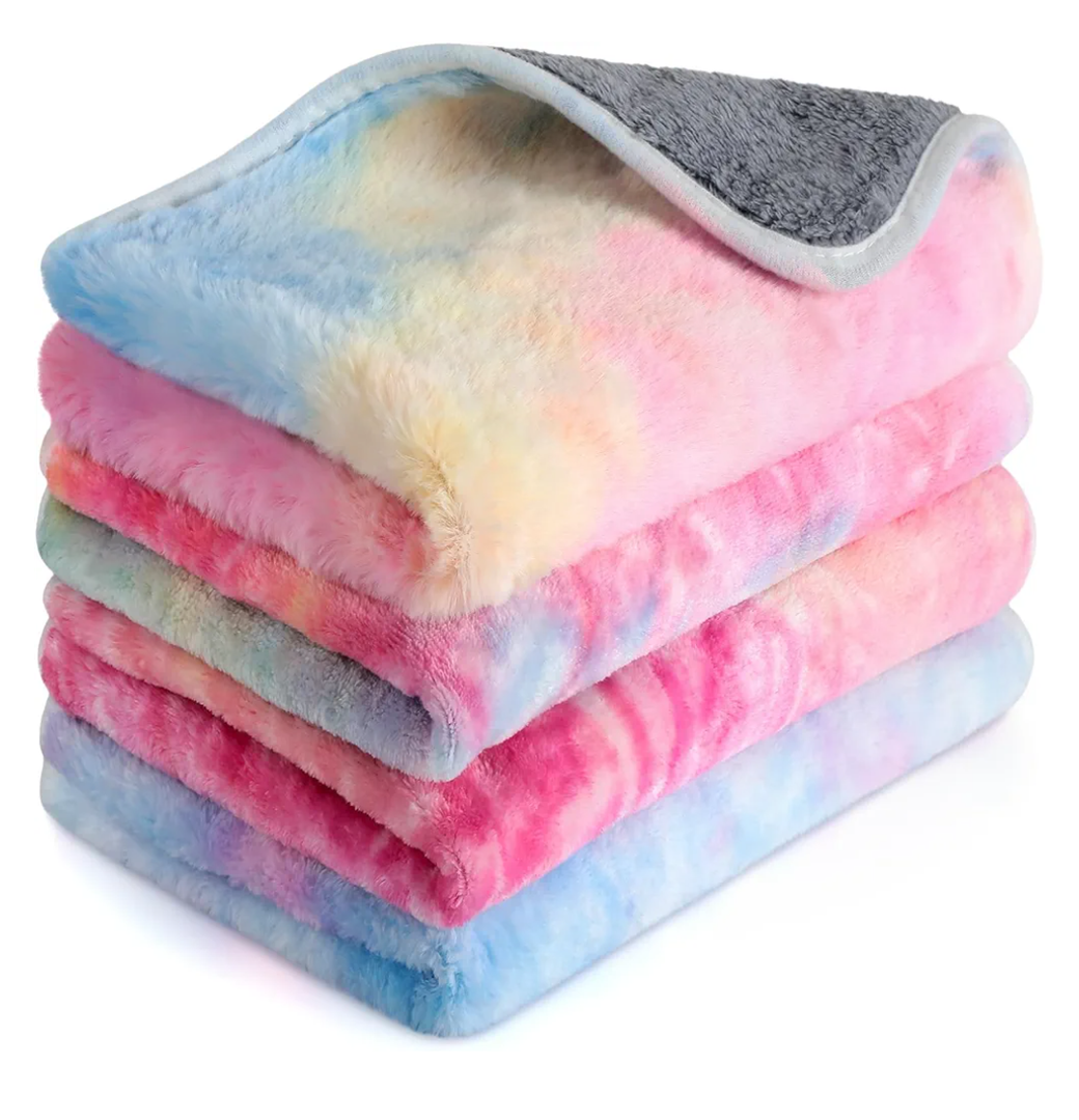 Reginary 4 Pcs Waterproof Guinea Pig Blankets Washable Small Animal Fleece Bedding Guinea Pig Cage Liners Reusable Training Pads Pet Pee Pad Sleep Mat for Hamster(Tie Dye Pattern,24 x 16 Inch)