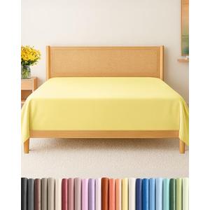Cal King Size Flat Sheet - Hotel Quality Top Flat Bed Sheet Only - Ultra-Soft, Breathable & Cooling - Fade & Wrinkle Free - Easy-Care, Stain & Shrink Resistant Bedding - Easy-Fit & Oeko-Tex - Yellow