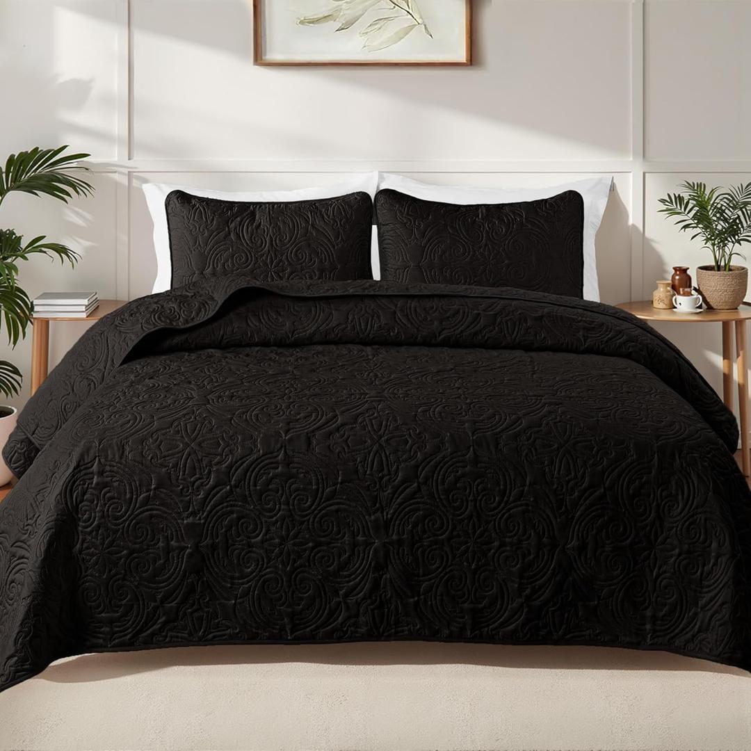 Exclusivo Mezcla Quilts King Size Bedspread with 2 Pillow Shams, Lightweight Black King Quilt Bedding Set with Vintage Damask Pattern, Soft Bedspreads Coverlets for All Seasons (King (104"x96"))