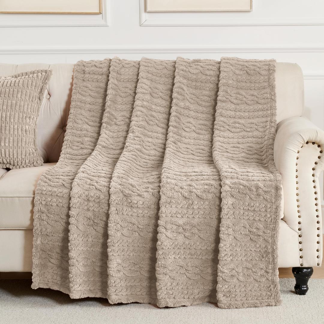 50x70 Inch Brown Throw Blanket - Soft & Fluffy Fleece, Cute & Aesthetic, Perfect for Sofa, Couch, Chair, Bed, Living Room & Bedroom, All-Season Use, Plush & Cozy Decorative Blanket