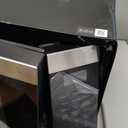 Samsung 1.9-cu ft Large 900 -Watt Sensor Cooking Controls Countertop Microwave ( Stainless steel )