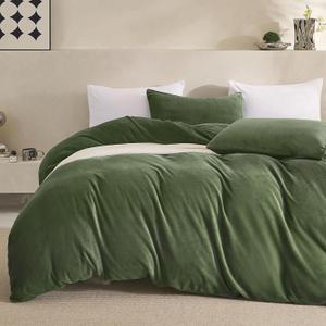 JELLYMONI Christmas Bedding Set, Olive Green Velvet Duvet Cover King Size, 3 Piece Ultra Soft Plush Bedding, Luxury Fluffy Comforter Cover with Zipper & Corner Ties