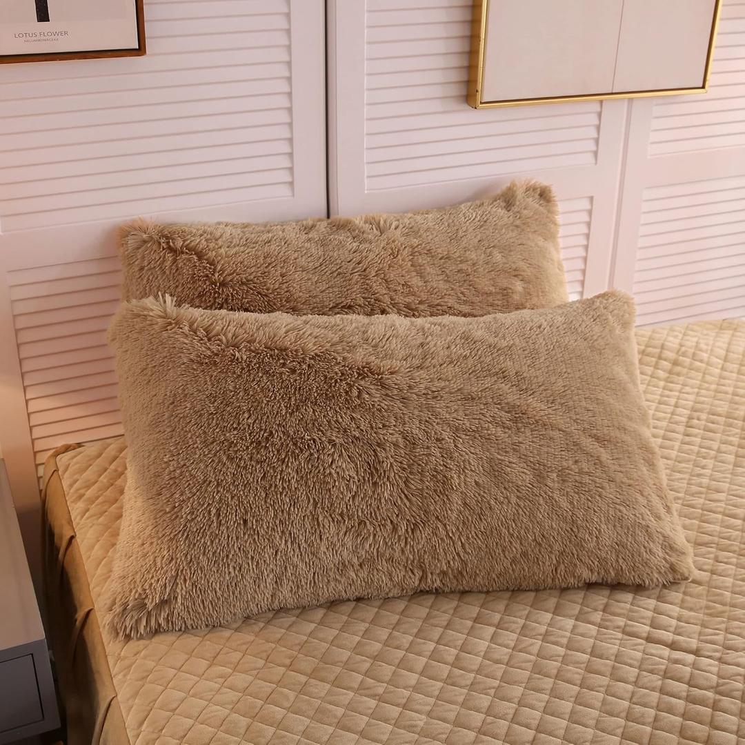 LIFEREVO 2 Pack Faux Fur Pillow Shams,Shaggy Plush Home Decorative Luxury Series Super Soft Furry Pillow Case with Zipper Closure for Home Sofa Couch Decoration,Standard (Camel,20"x26")