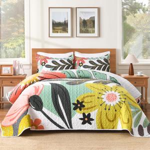 Quilt King Size, Green Floral Boho Summer Bedspread 3 Pieces
White Flower Botanical Summer Bedspreads with 2 Shams, Reversible Polyester Coverlet Set for All Seasons, 106"x96"